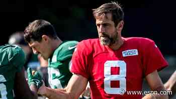Jets sense Rodgers' frustration after spotty drill