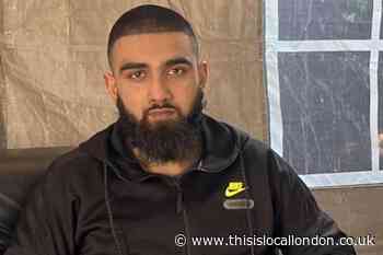 Thornton Heath stabbing: Met officers under first aid investigation