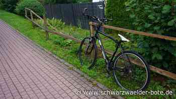 Vandalismus in Schömberg: Holzgeländer kaputt