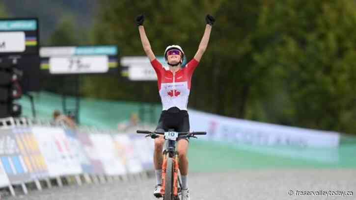 Holmgren wins world junior cross-country cycling title, fellow Canadian Lowe second