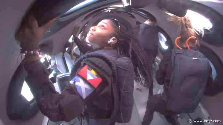 In New Mexico, Virgin Galactic successfully completes its first commercial space flight