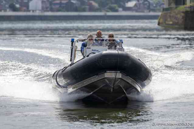 Limburgse scheepvaartpolitie houdt schip aan de kant na controle