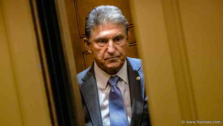 Manchin 'seriously' considering becoming Independent, says Washington Dem brand ‘so bad’
