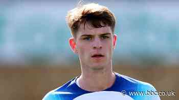 Alex Scott: Bournemouth complete signing of midfielder from Bristol City