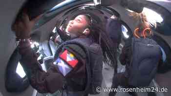 Mutter-Tochter-Duo gewinnt Tickets - und fliegt ins Weltall