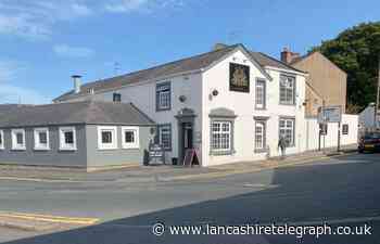 Landlords of The Castle Clitheroe pub announce retirement