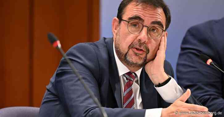 Holetschek fordert Lohnersatz für pflegende Angehörige