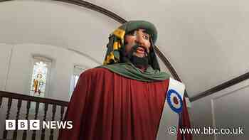 Famous Salisbury giant statue moved for museum refurb