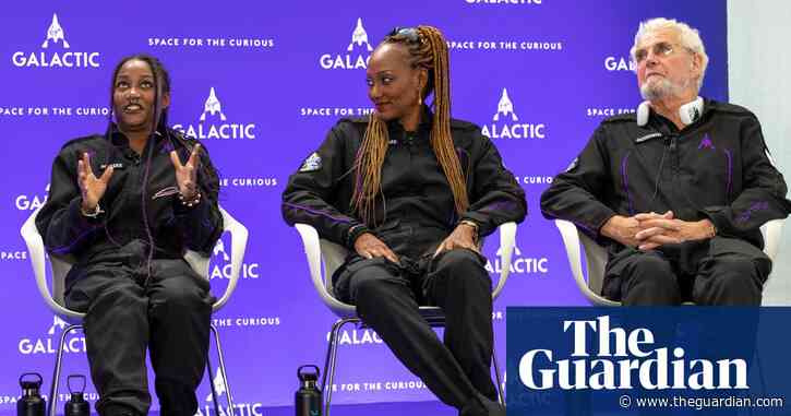 'Completely surreal': Tourists recount flight to edge of space on Virgin Galactic – video
