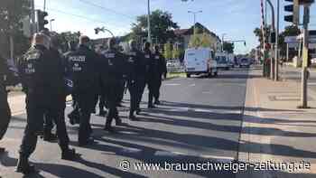 Polizei-Vorhut beim Eintracht-Fanmarsch in Braunschweig