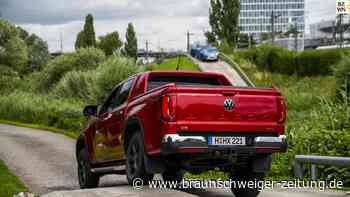 Mit dem VW-Amarok über den Autostadt-Parcours