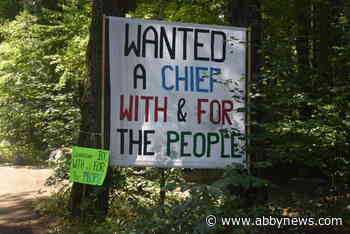 Photos: Group of Spuzzum First Nation members protest against current chief