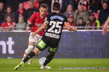 Lang laat kritische brief van 'PSV-supporter', die hem vergelijkt met Van der Poel, niet aan zijn hart komen: &quot;Samen naar 25&quot;
