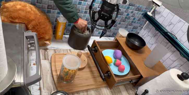 Video Friday: A 3-Year-Old Robot