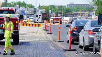 Aggressive drivers putting Winnipeg road work crews at risk, city says