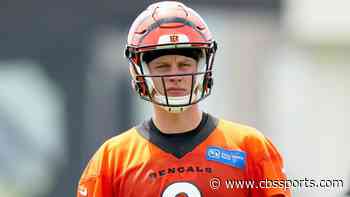 Joe Burrow injury update: QB throws pregame 50-yard passes, jogs on field after Zac Taylor talks timeline