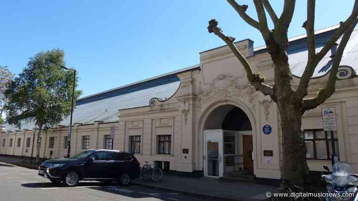 Hans Zimmer, Tim Bevan, Eric Fellner, Steven Kofsky Purchase Maida Vale Studios