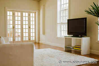 Rent hit a new high in July as students prepped for school, buyers sidelined: report