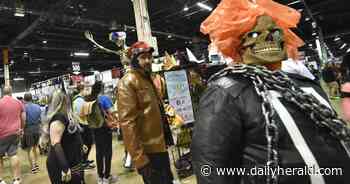 Rosemont Fan Expo: Christopher Lloyd has 'extraordinary experience' meeting fans