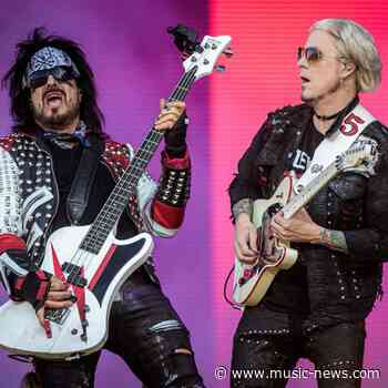 M&ouml;tley Cr&uuml;e record 'super heavy' new music with new guitarist John 5