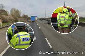 Mercedes Sprinter and Hyundai Tucson in M1 J8 and 9 crash