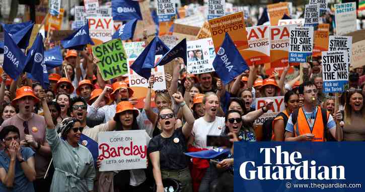 Sunak’s ‘intransigence’ on pay will lead to more NHS strikes, warns top doctor