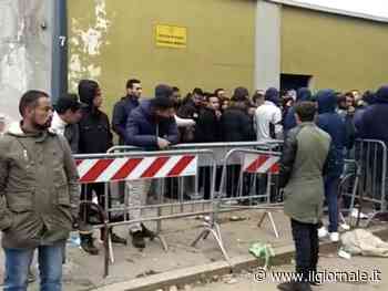 "Troppa fila in Questura". E il migrante vince la causa: il giudice gli dà subito la protezione internazionale