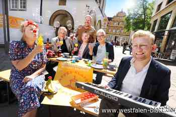 Bielefelds Altstadt wird zur Freiluft-Frühstückstafel