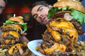 Could you eat this B.C. pub’s big burger in 30 minutes? Only 2 ever have