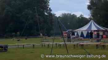 Zu viel Regen: Schloss-Spektakel unterbrochen