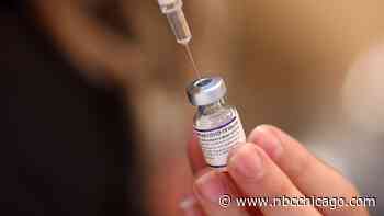 COVID vaccine boosters: What Illinois officials say about getting additional shots
