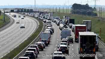 Bauarbeiten und gesperrter Tunnel sorgen für kilometerlange Staus auf A8