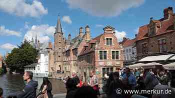 „Zu viel, viel zu viel“: Urlauber-Magnet im Nachbarland reißt wegen Massentourismus die Hutschnur
