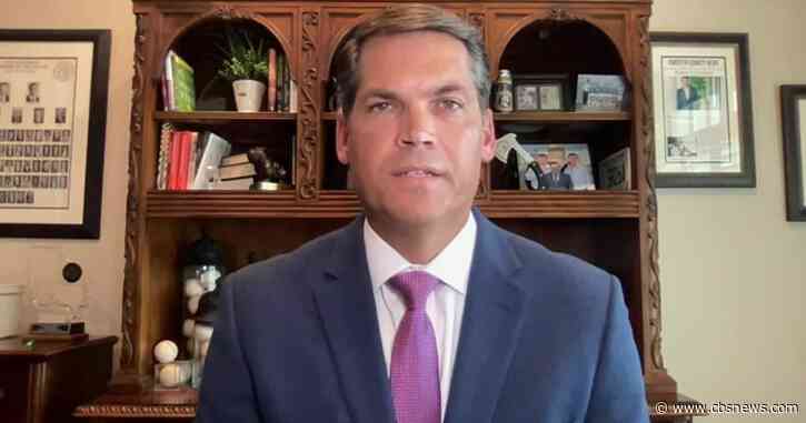 Fulton County DA to present Trump election subversion case to grand jury early next week