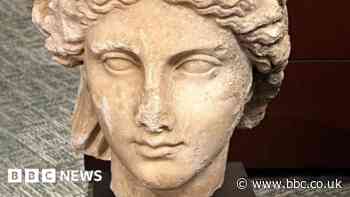 US returns haul of stolen artefacts to Italy