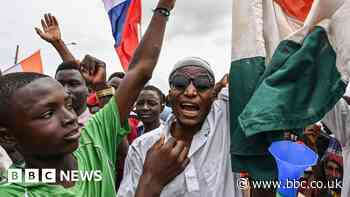 Niger coup: Fear and anger in Niamey as Ecowas threatens force