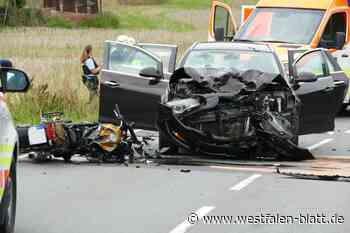 Motorradfahrer (52) stirbt bei Unfall auf der B239 bei Höxter-Brenkhausen