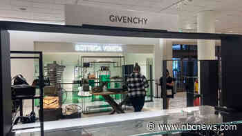 Mob swarms LA mall and steals up to $100K in luxury goods; bear spray used against guards