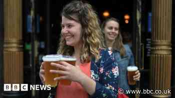 Pub takeaway drinks rules to be continued