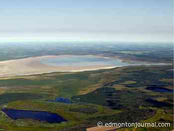 One dead after training flight crashes into lake east of Edmonton