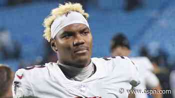 Falcons cut LB Walker, who started last season