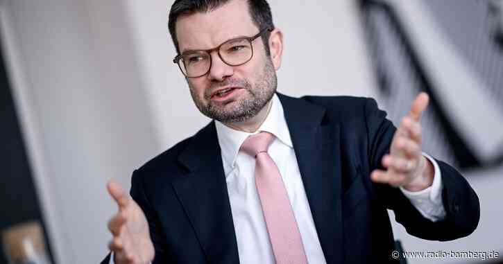 Benachteiligung von Deutschen beim Namensrecht soll enden