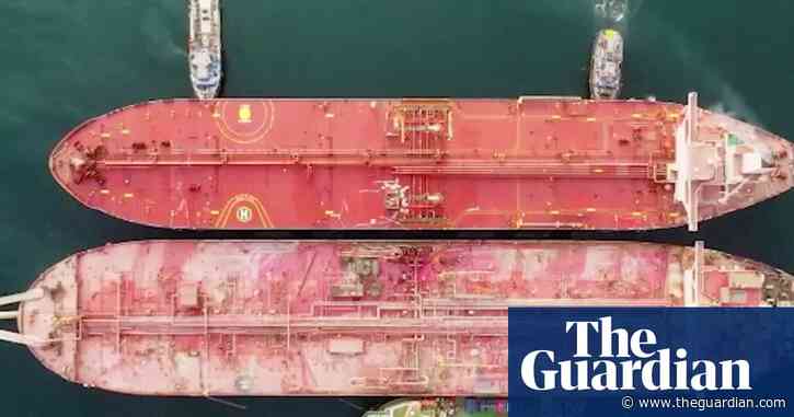 Yemen: UN removes 1m barrels of oil from ageing tanker to avert environmental catastrophe