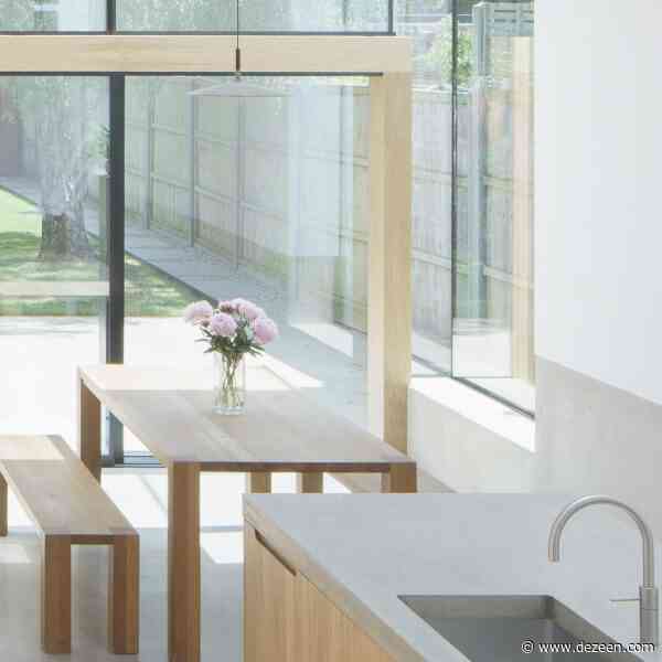 DHaus brightens Hertfordshire House with glass extension