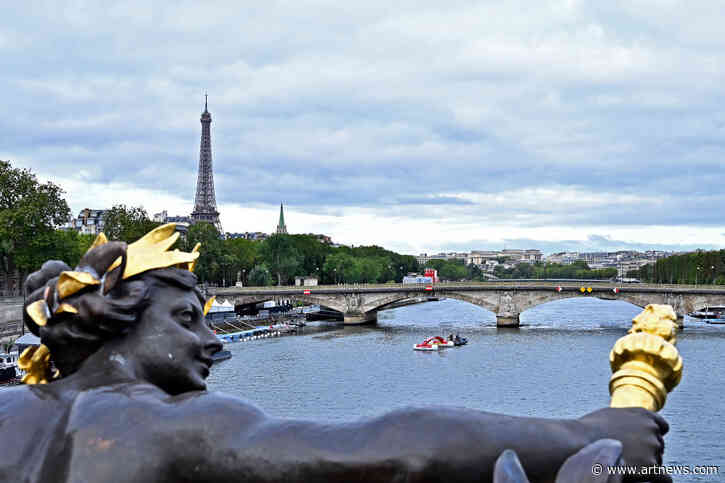 Eiffel Tower Temporarily Evacuated, 266 Looted Antiquities Return to Italy, and More: Morning Links for August 14, 2023