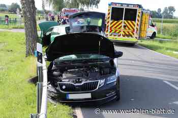 Drei Erwachsene und ein Kleinkind bei Unfall in Salzkotten-Verlar verletzt