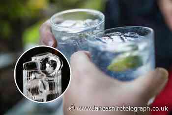 How do you make perfectly crystal-clear ice cubes at home?