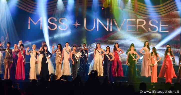 Miss Universo via dall’Indonesia dopo le denunce per abusi sessuali: “Obbligate a rimanere in intimo per un controllo di cicatrici e cellulite”