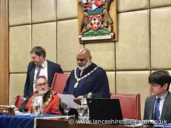 Pendle deputy mayor threatened to 'destroy council employee' at event
