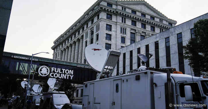 Prosecutors have started presenting Fulton County election investigation to grand jury